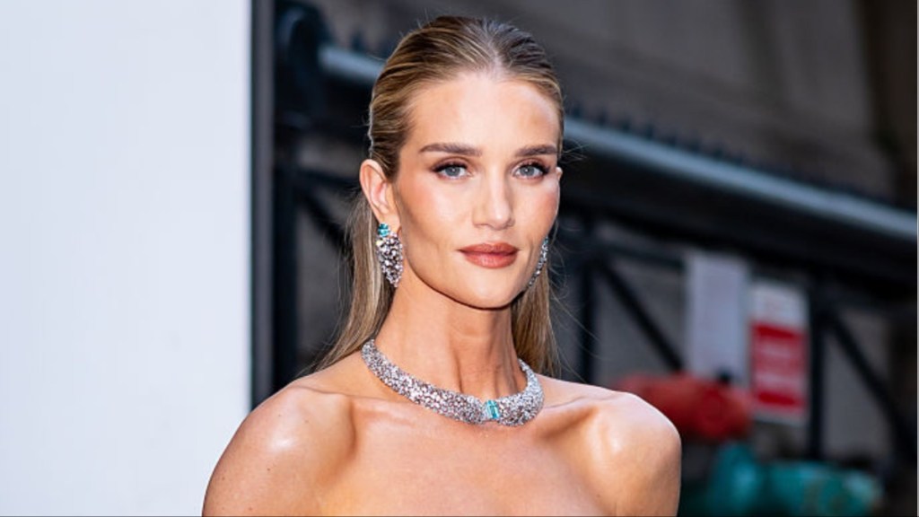 Rosie Huntington-Whiteley's The New Arrivals Gown Has a Super High Slit