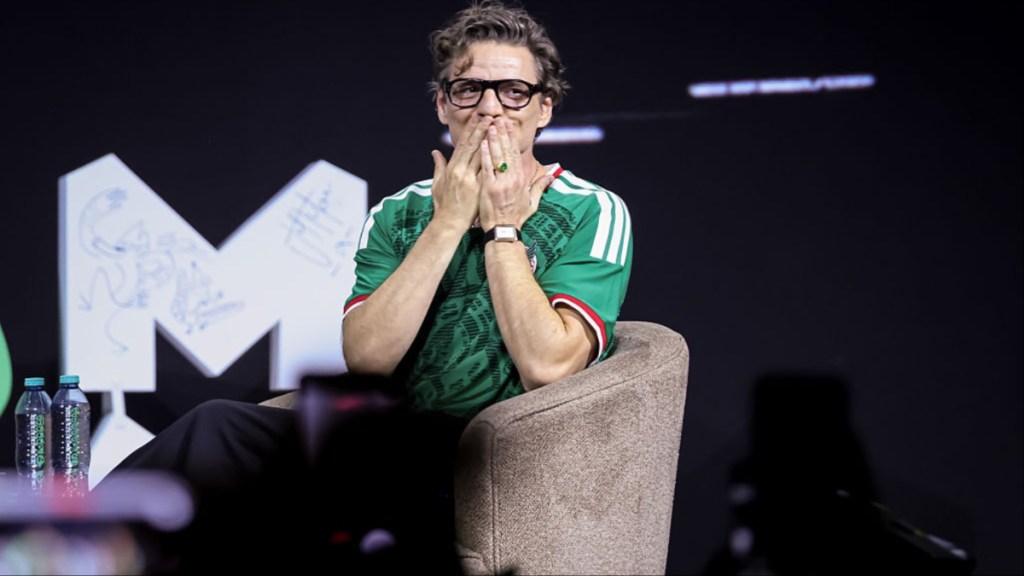 Pedro Pascal In Tears During ‘Mandalorian & Grogu’ Event in Mexico
