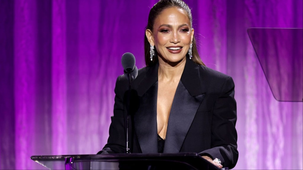 Jennifer Lopez Turns Up the Heat in Bra Top That Puts Her Abs on Full Display