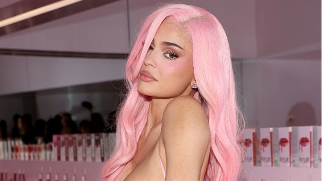 Kylie Jenner Strikes a Pose in Khy Micro Miniskirt & Cropped Zip-up