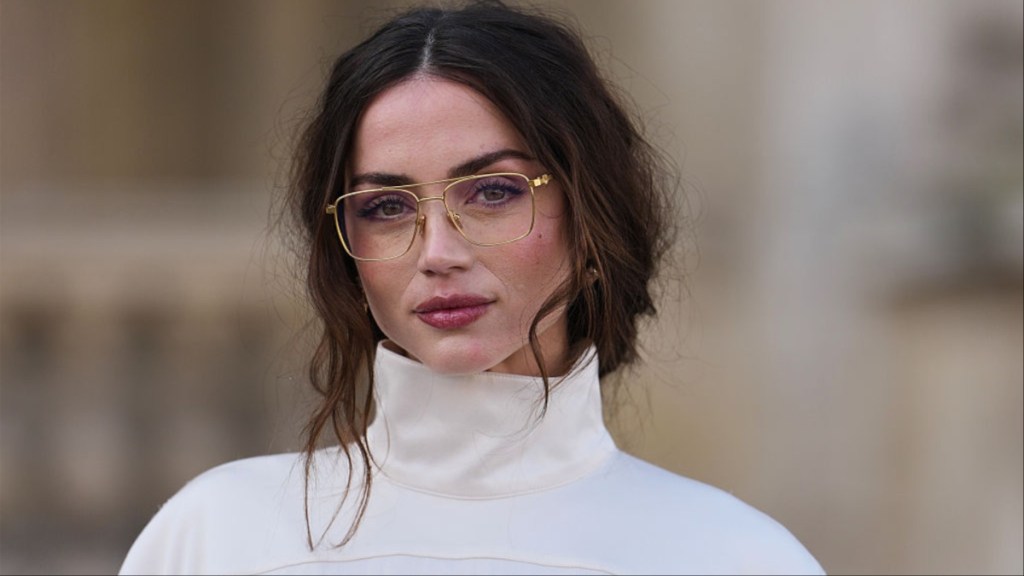Ana de Armas Adds Some Bling To Plunging Fit With Louis Vuitton Jewelry