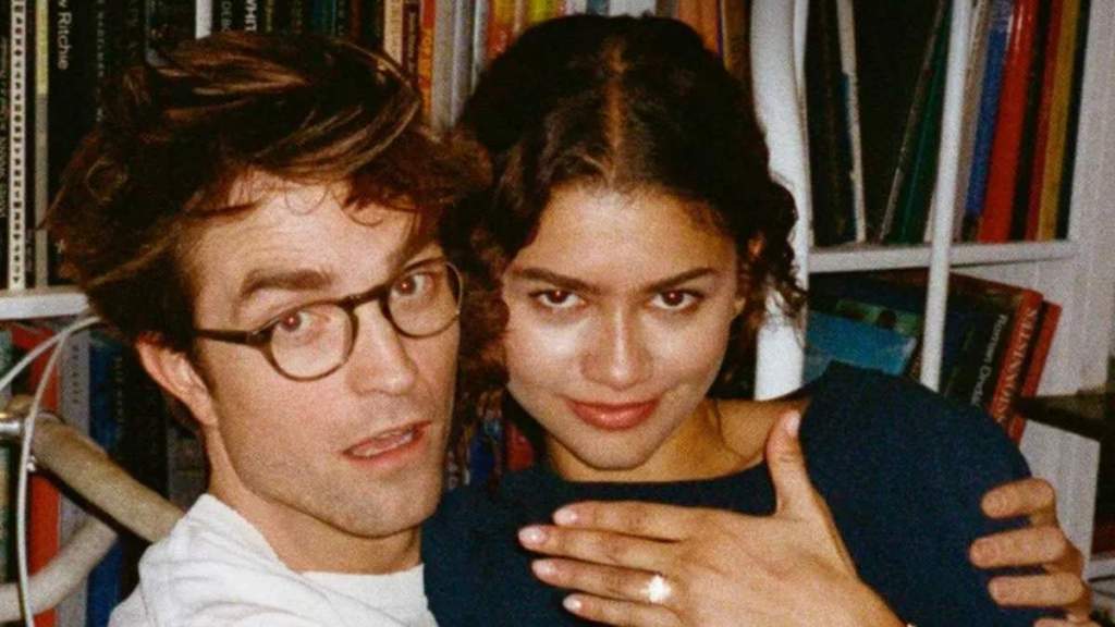 Robert Pattinson’s Co-Star Zendaya Picks a Side in Twilight