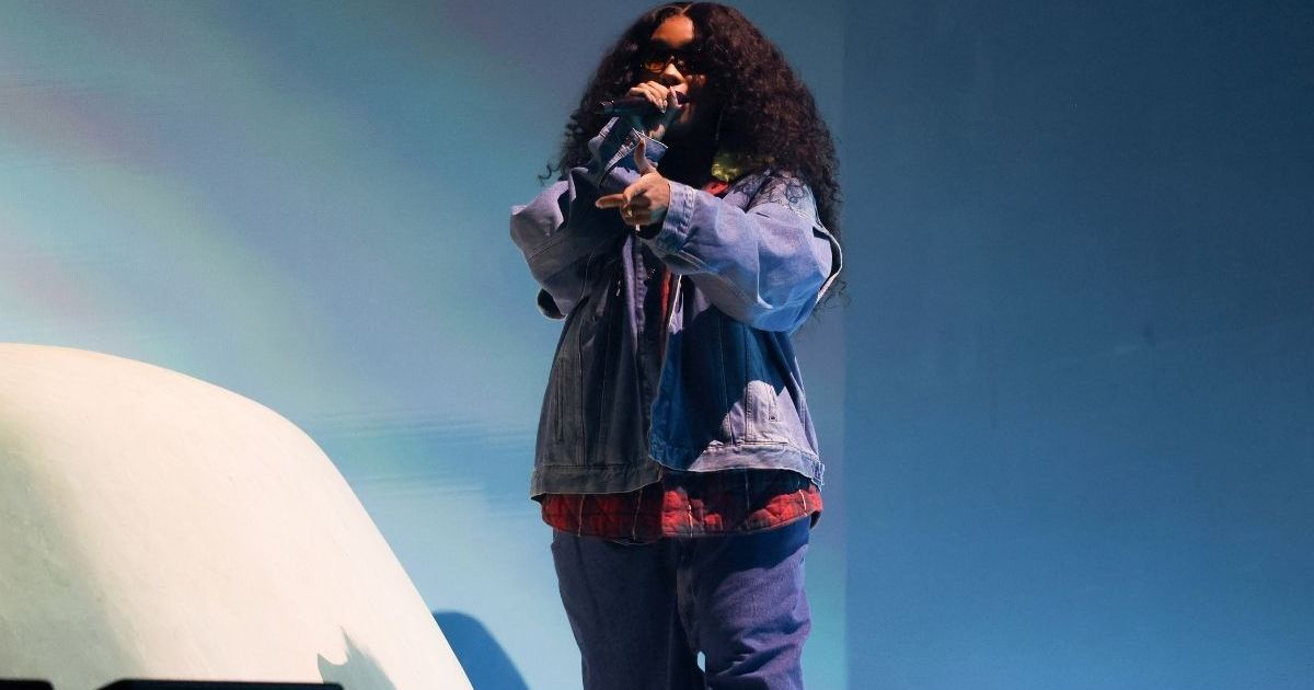 SZA Strikes a Daring Pose in Riskiest String Bikini Amid&hellip;