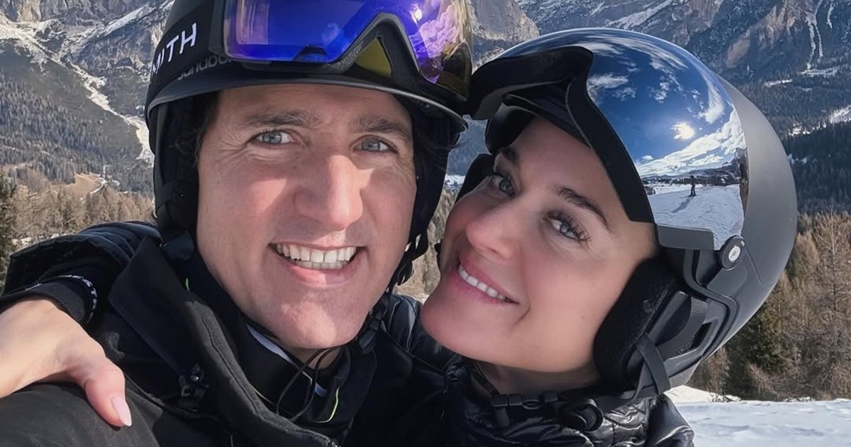 Katy Perry's Photo With Justin Trudeau Gets Surprising Reaction From His Son