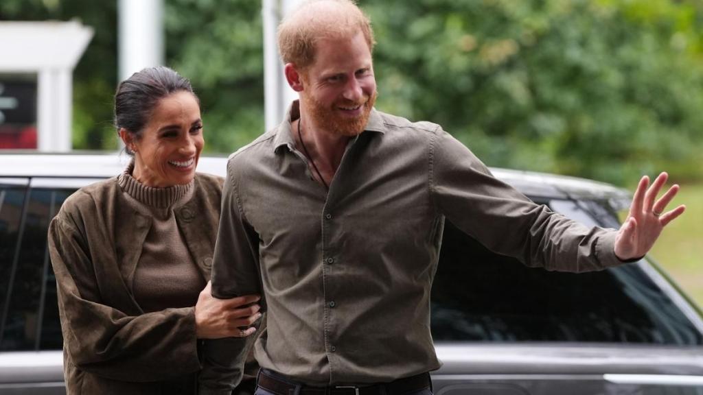 Meghan Markle & Husband's Australia Tour 'Irritating' Royals — Source
