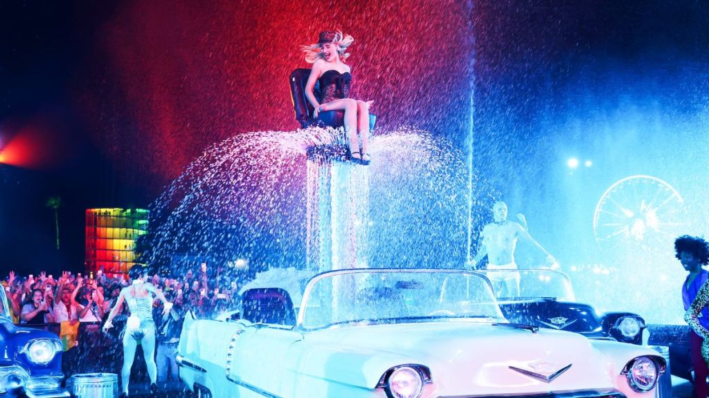 Sabrina Carpenter's Lacy Dior Bodysuit Ends Coachella Fits on a Major High