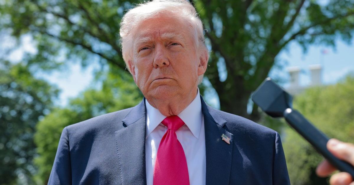 Donald Trump Gets Major Warning From Oil Bosses - Report