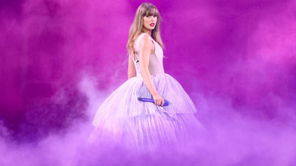 Taylor Swift Likely to Share Wedding Video With Fans — Source