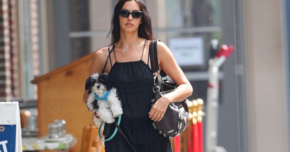Irina Shayk Turns up the Heat in Plunging Swimsuit That Has&hellip;