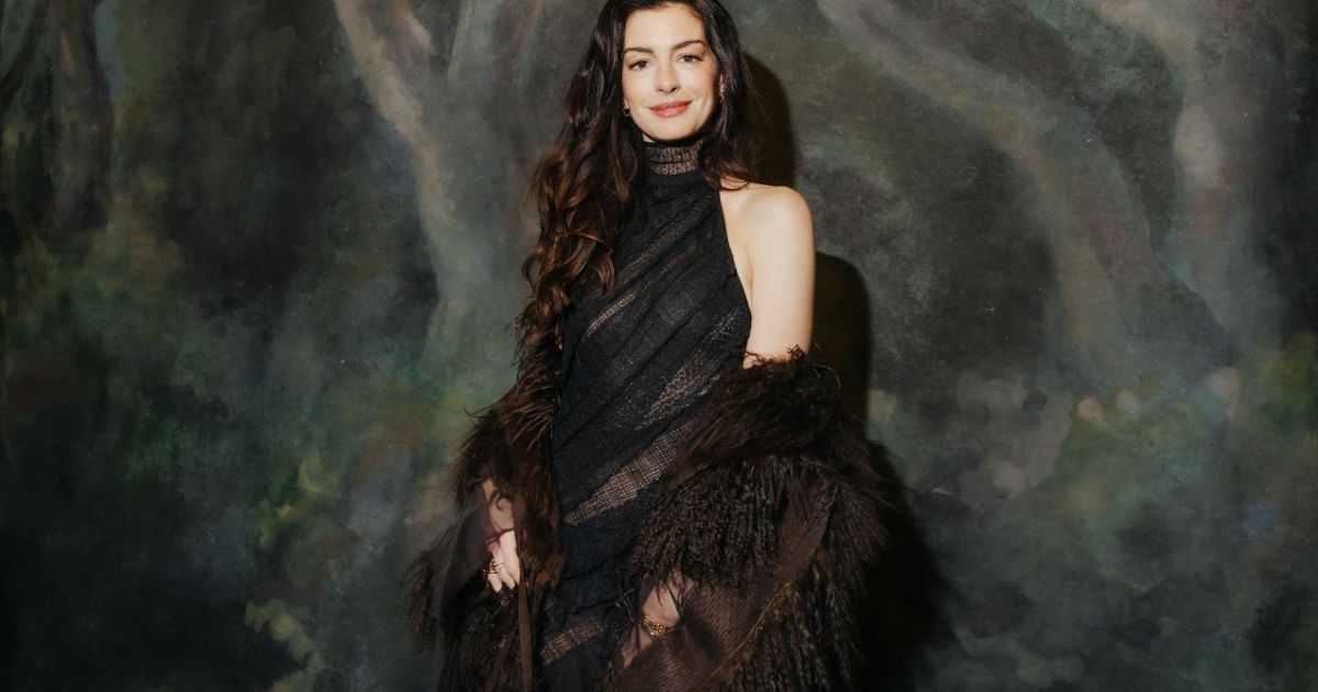 Anne Hathaway Is Ready for Spring in Fully Sheer Valentino Floral Lace Top