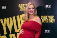Pregnant Samara Weaving Spills Which Celebrity Is Maternity Fashion Inspo