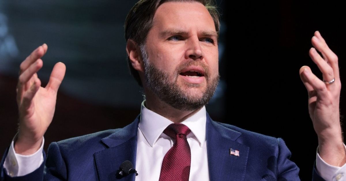 JD Vance Might Not Be Donald Trump's 'Obvious Successor' - Analyst