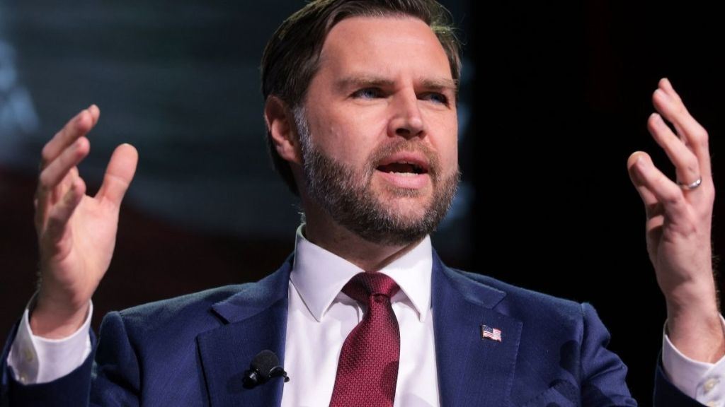 JD Vance Might Not Be Donald Trump's 'Obvious Successor' — Analyst