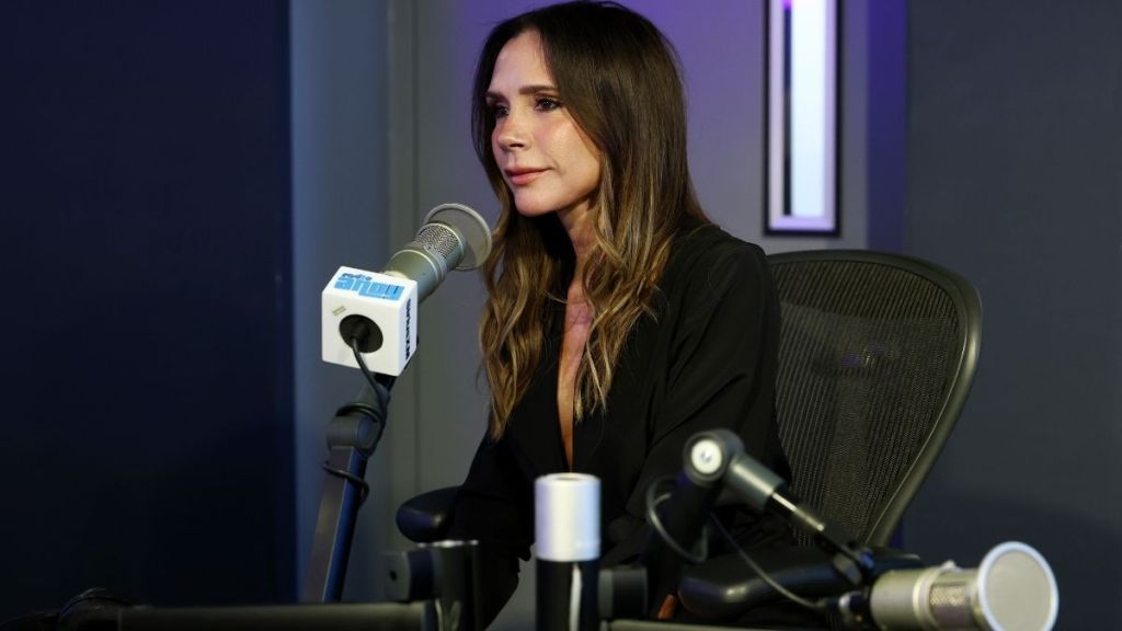 How Victoria Beckham Handles ‘Public Noise’ as Family Feud Makes Headlines