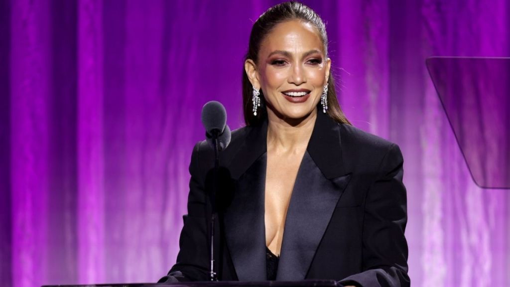 Jennifer Lopez Flaunts Toned Abs in Ultra Bold Top