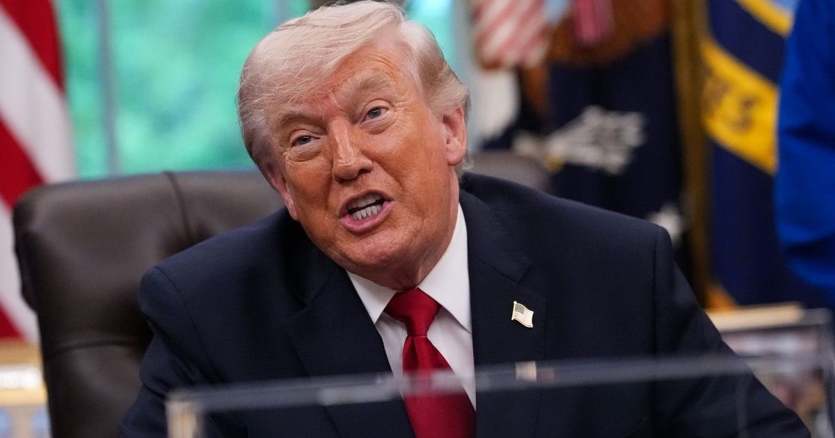 Donald Trump Says He 'Would've Had No Trouble' Making It to Space
