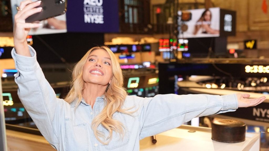 Sydney Sweeney's Microshorts Stand Out in American Eagle Photos