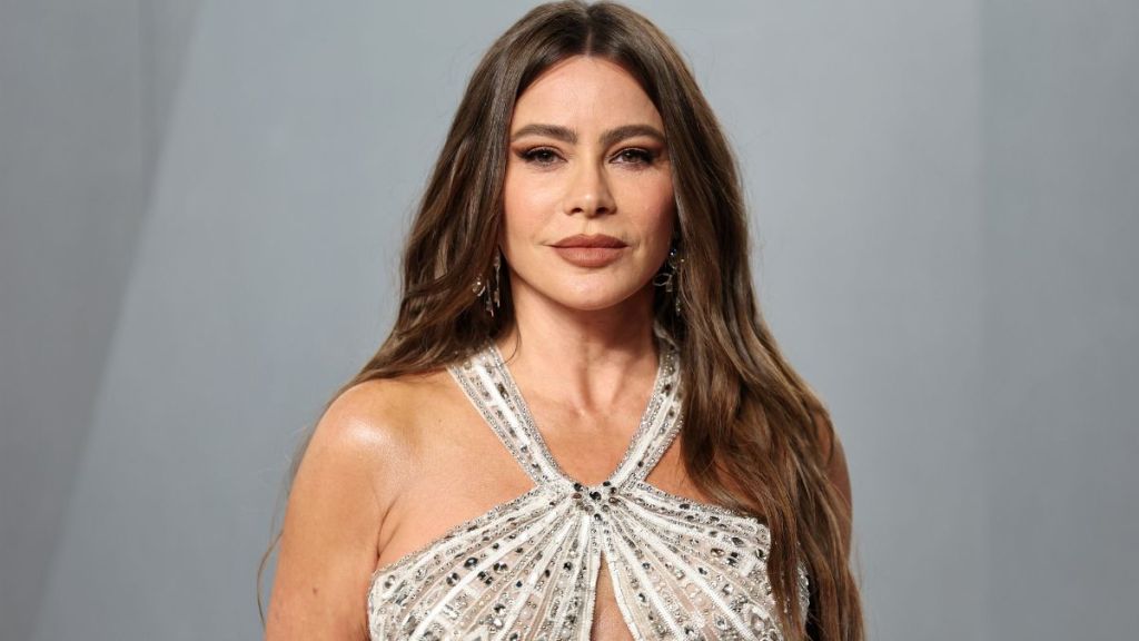 Sofia Vergara's Backless Gown Has Ridiculously High Slit in Throwback Photo