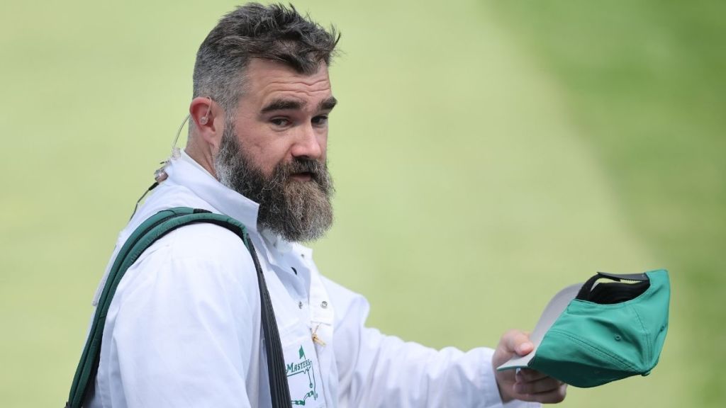 Jason Kelce Takes Over ‘Caddie’ Duties at Masters 3