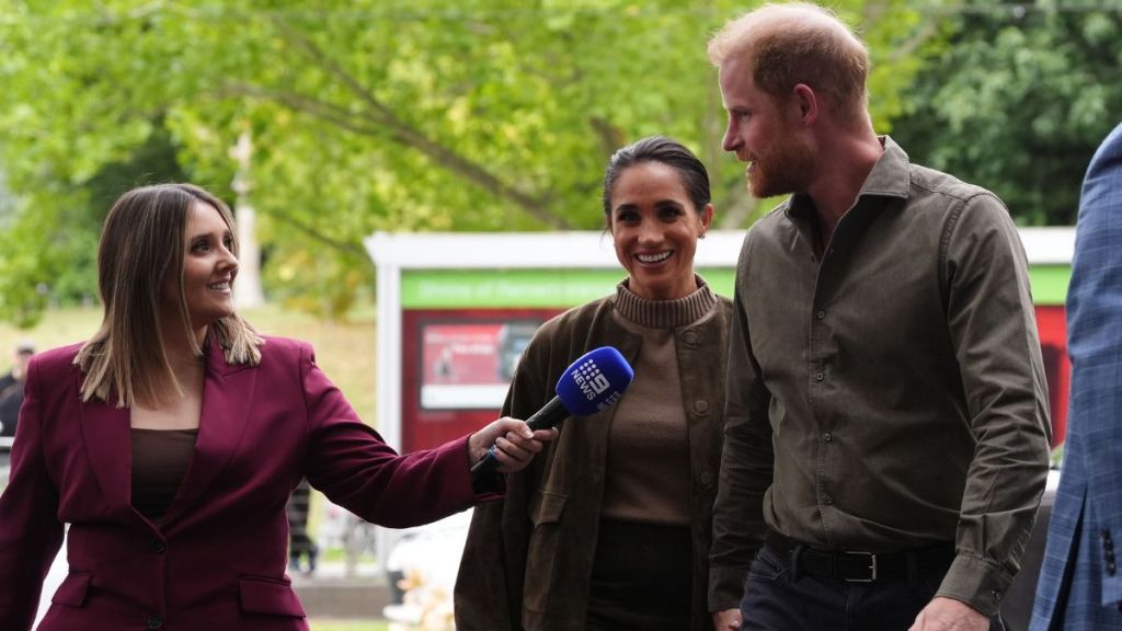 Meghan Markle & Husband Framing Themselves as 'Heirs' With Australia Tour — Expert