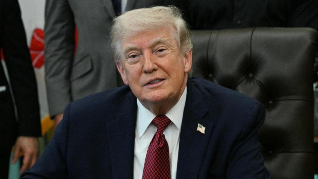 Labor Secretary Calls Donald Trump 'Greatest President' Amid Resign