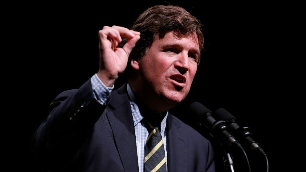 Tucker Carlson's Son Exits JD Vance Team Amid Donald Trump's Attack— Report