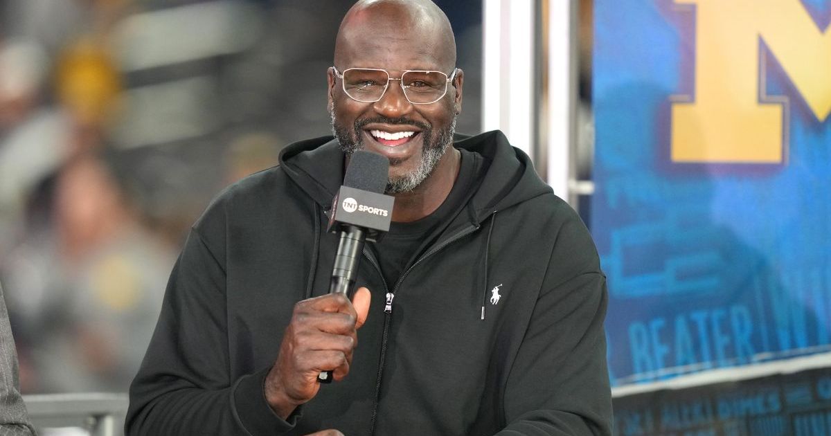 Shaq Drops A-Word On Why He Doesn’t Text Other NBA Players