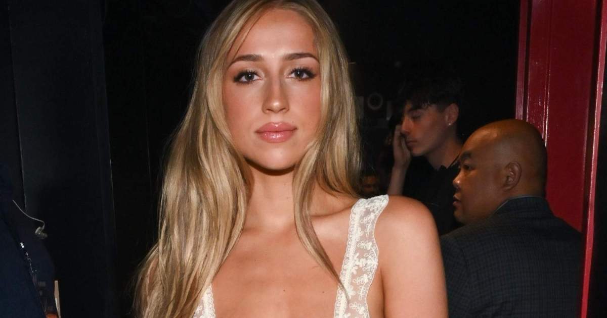 Tate McRae’s Plunging Chloe High-Low Micro Minidress Is&hellip;