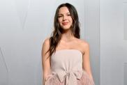 Olivia Rodrigo’s Plunging Tom Ford Dress Comes With Matching High Slit
