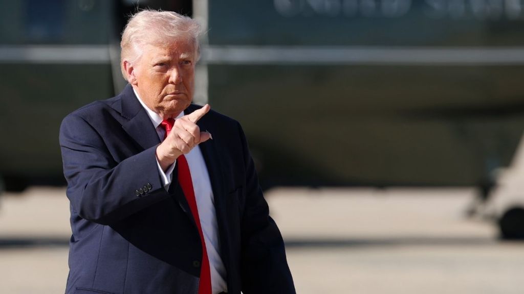 Donald Trump Won't Apologize to Pope