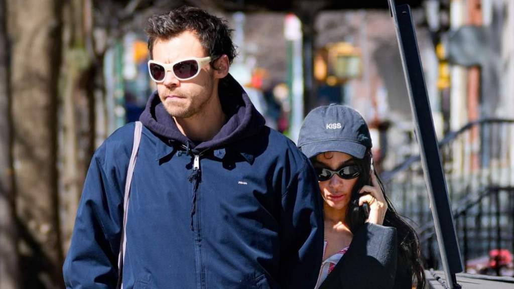 Zoe Kravitz's Diamond Ring Fuels Harry Styles Engagement Rumors