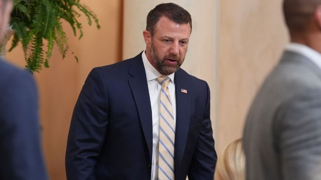 Markwayne Mullin Calls Chuck Schumer ‘Lying S***bag’ for a Reason