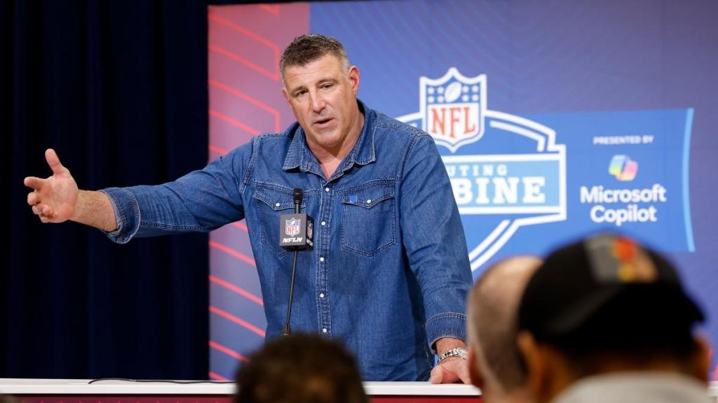 Mike Vrabel Admits He ‘Caused Distraction’ for His Family Amid Scandal