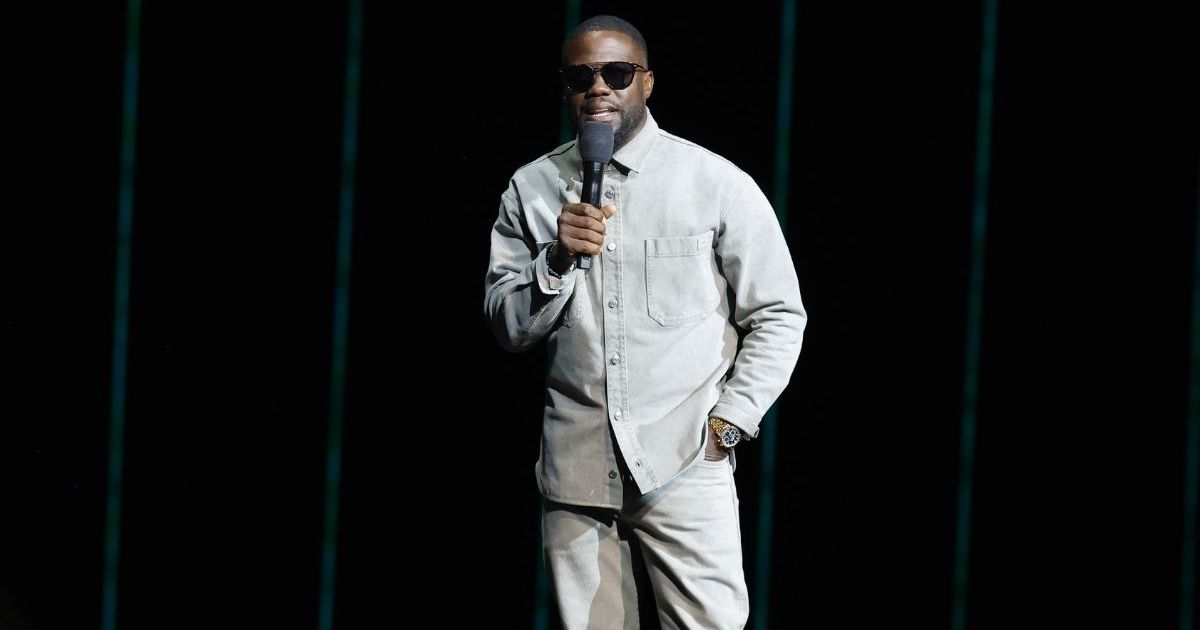 Kevin Hart Roasts Timothée Chalamet, Says He Has ‘Body of a German Woman’