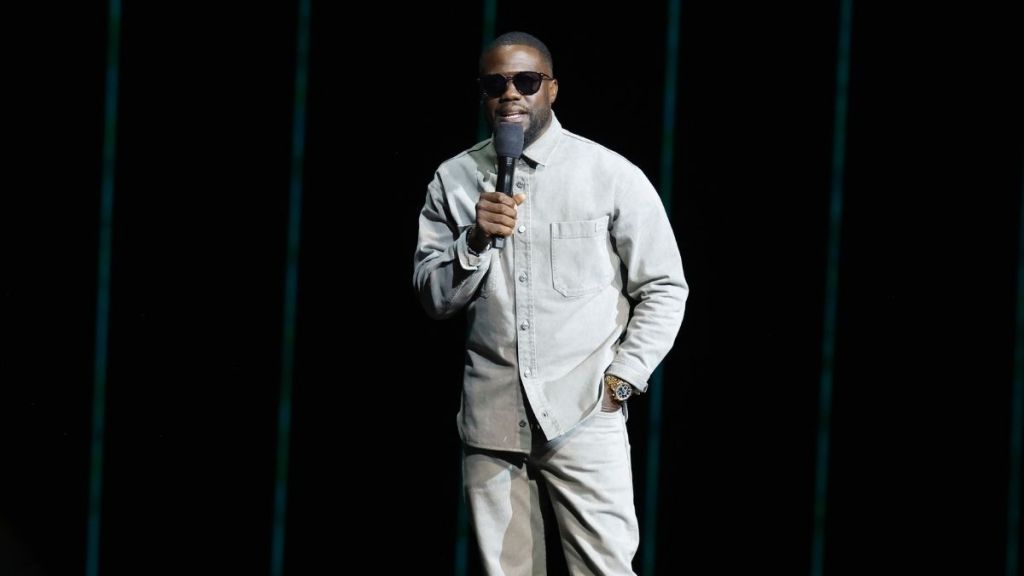 Kevin Hart Roasts Timothée Chalamet, Says He Has ‘Body of a German Woman'