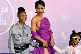 Teyana Taylor & Her Daughters Clearly Got the Fashion Memo at the AMAs