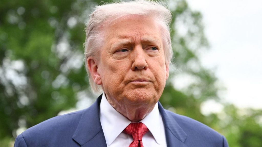 Donald Trump Uses 'S*** House' to Describe White House Despite Melania's Warning