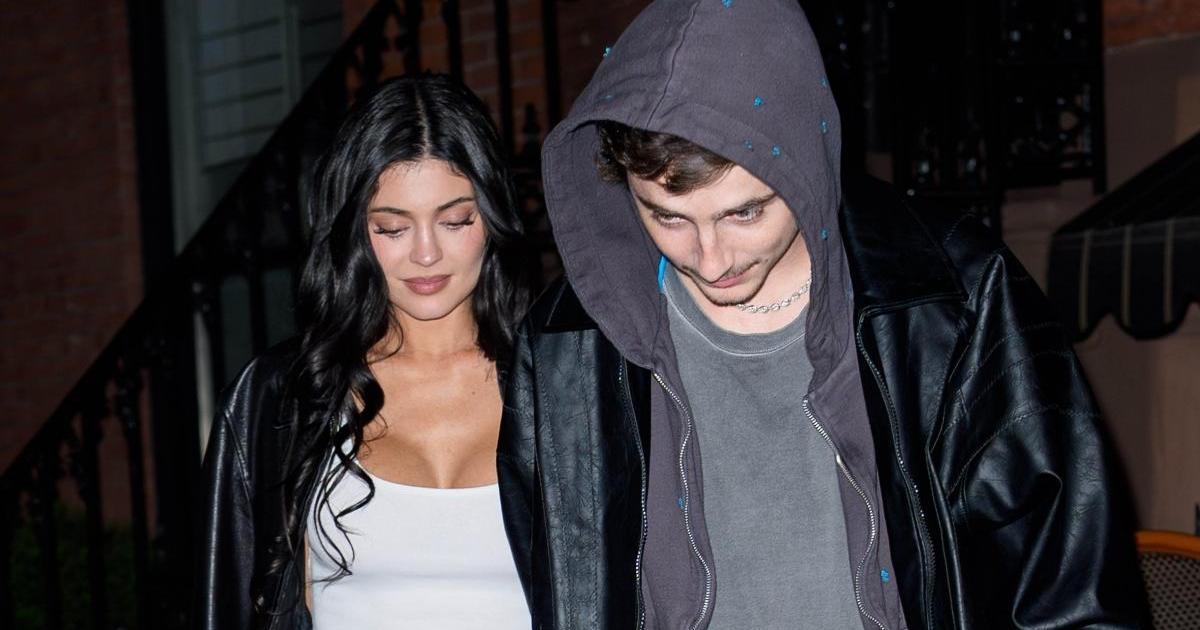 Kylie Jenner & Timothee Chalamet Enjoy Broadway Date in NYC