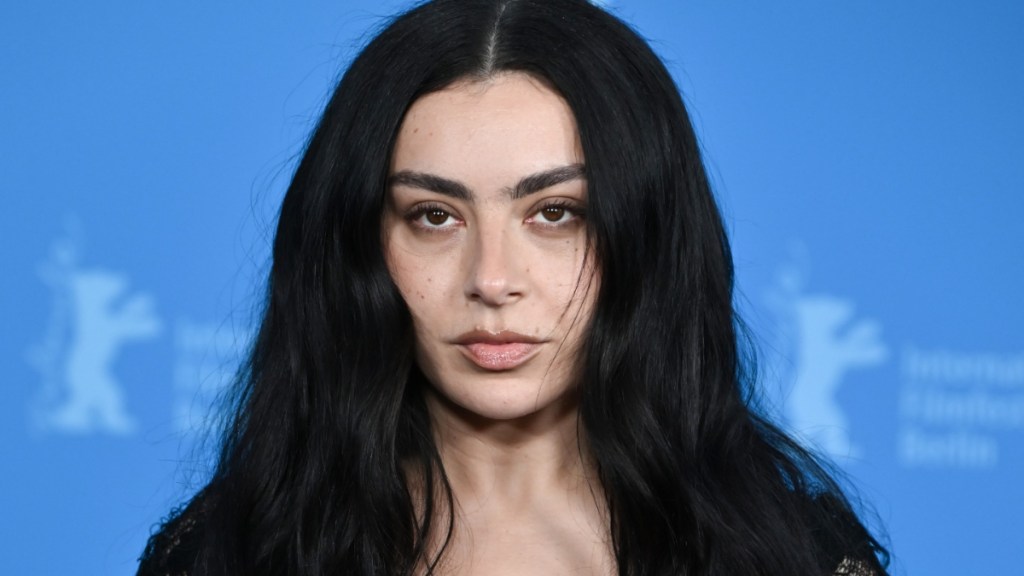 Charli XCX Heats Up the Internet in a Neckline Cut Lower Than Expected