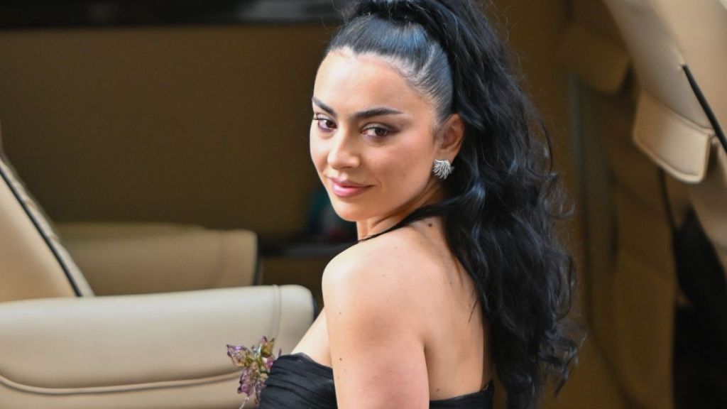 Charli XCX's Braless Look Breaks the Internet