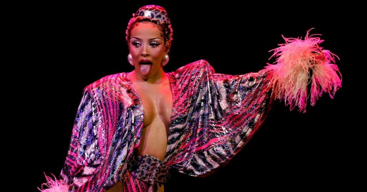 Doja Cat’s Braless Look Gets Bolder by the Inch