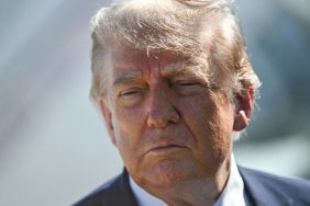 Donald Trump Supporters Spread Ebola and Hantavirus Conspiracy Theories Online