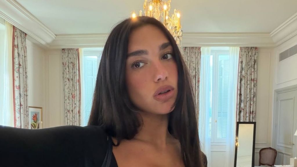 Dua Lipa Leaves Fans Sweating in a Skin-Tight Bodysuit Hugging Every Curve