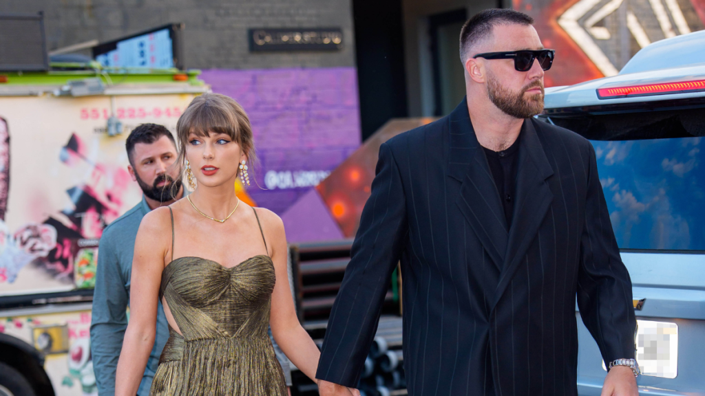Taylor Swift’s Maria Lucia Hohan Dress Has Ridiculously Bold & Huge Cutouts
