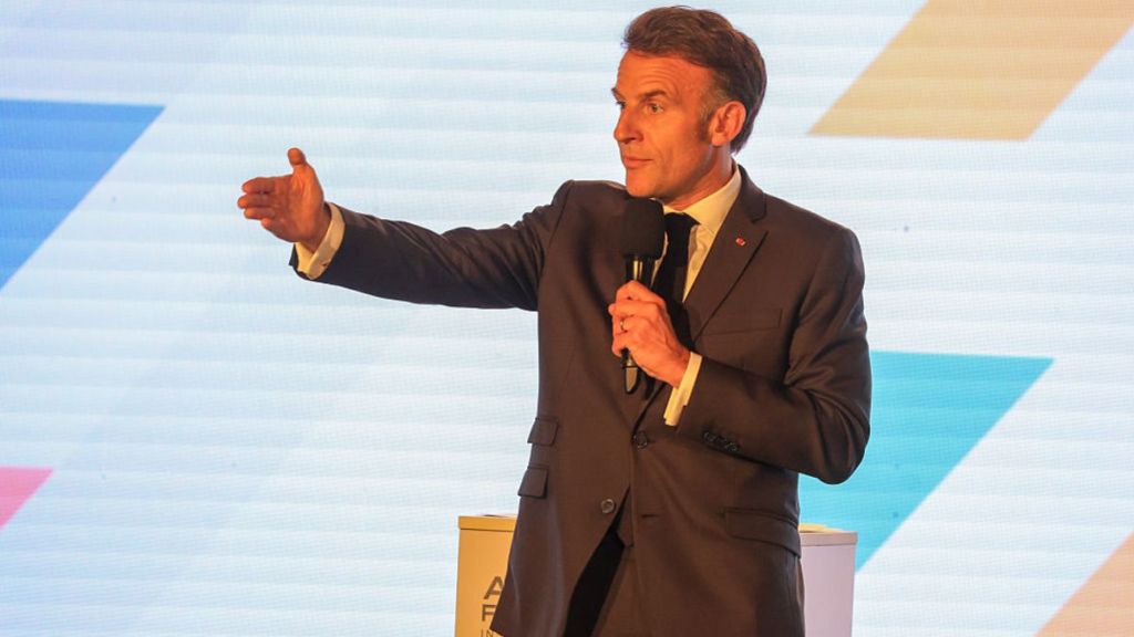 French President Macron's Wife Slapped Him Over Flirty Texts With Iranian Actress — Report