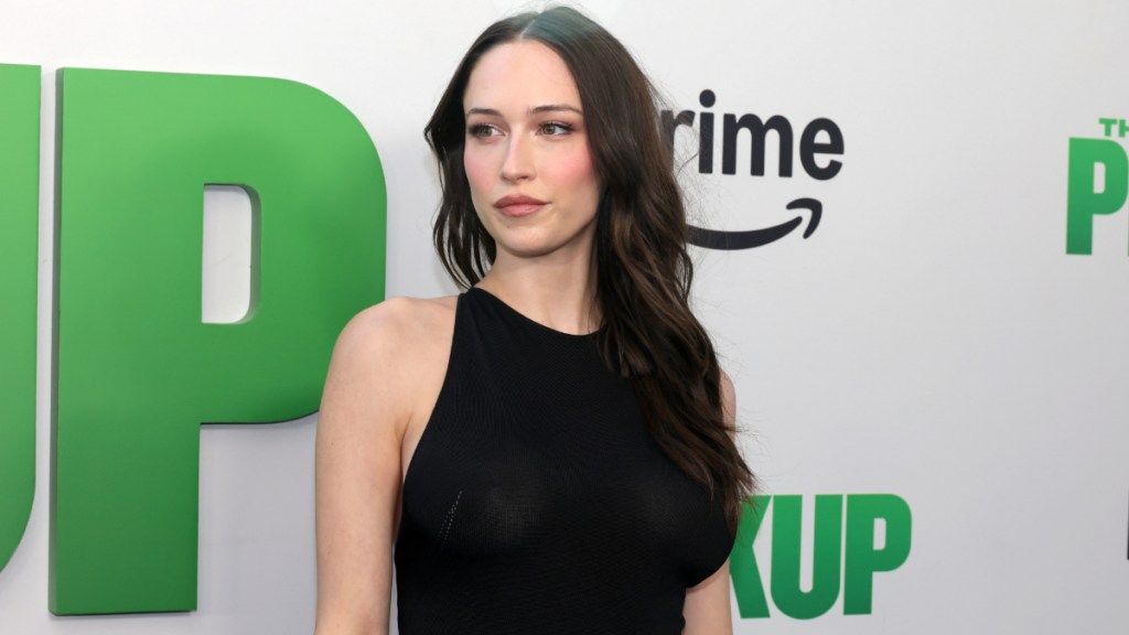 Pete Davidson’s Girlfriend Elsie Hewitt Spends First Mother’s Day Alone Amid Rift Speculation