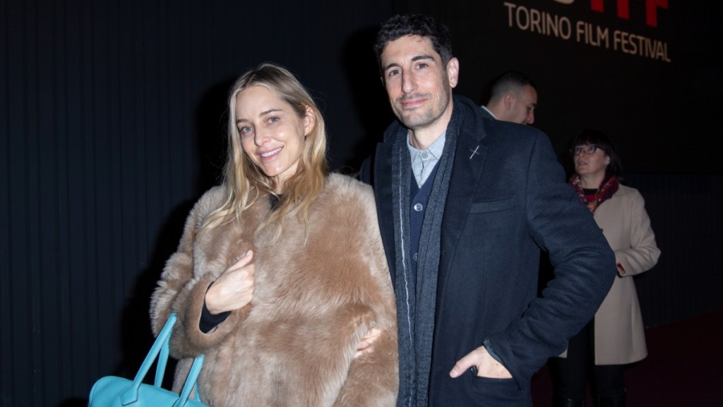 Jenny Mollen and Jason Biggs