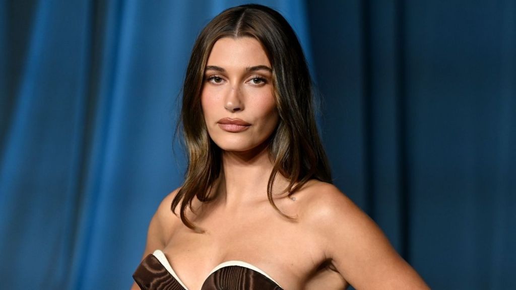 Hailey Bieber