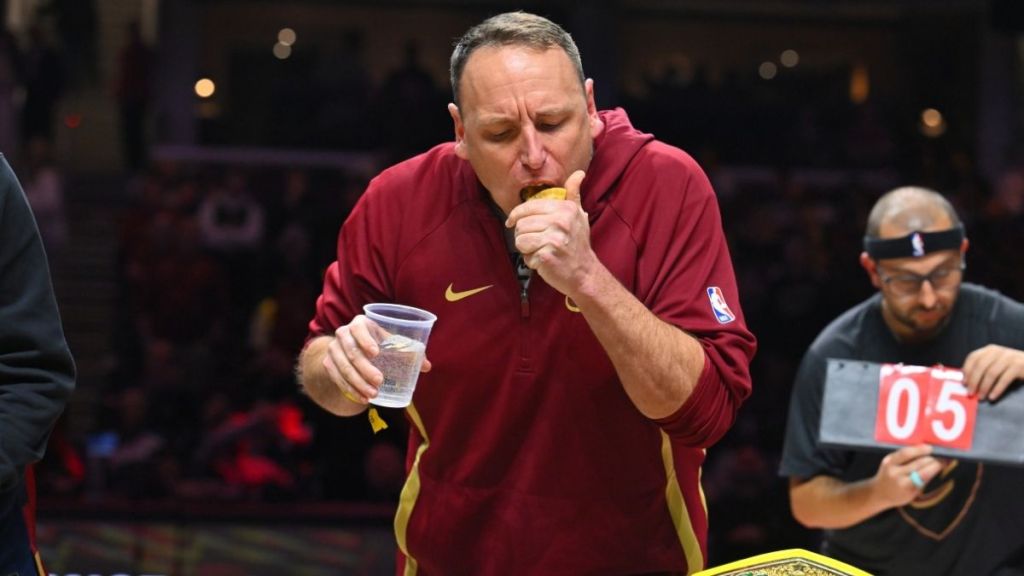 Joey Chestnut Gets Probation After Pleading Guilty in Bar Incident