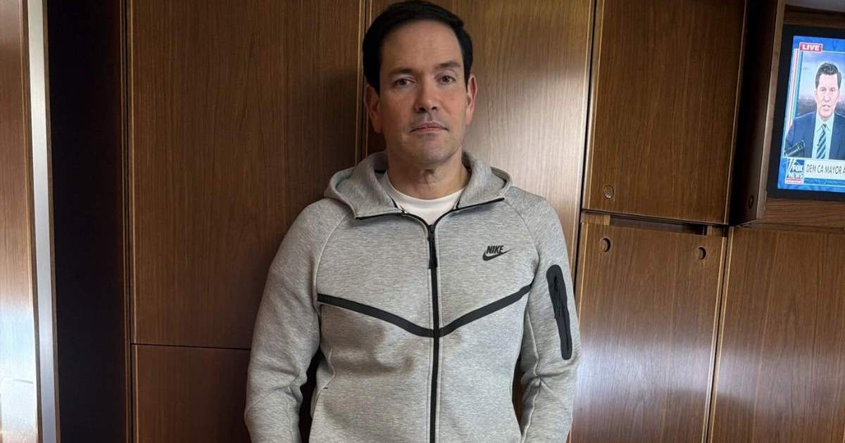 Marco Rubio Ignites Memes After Wearing Nike ‘Venezuela’&hellip;